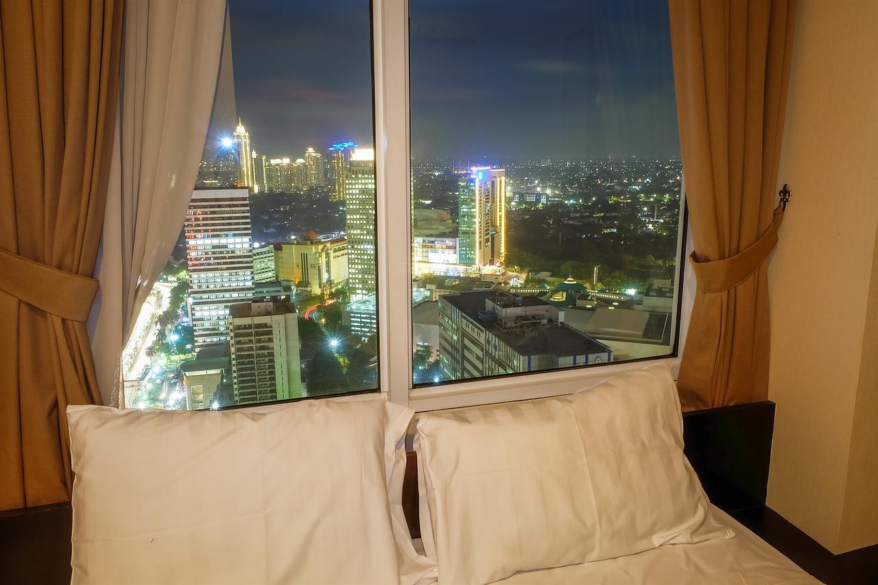 Fantastic View 2Br Apartment At Fx Residence Sudirman By Travelio Джакарта Екстериор снимка