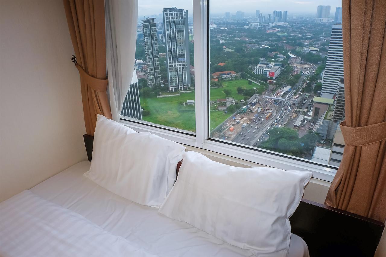 Fantastic View 2Br Apartment At Fx Residence Sudirman By Travelio Джакарта Екстериор снимка